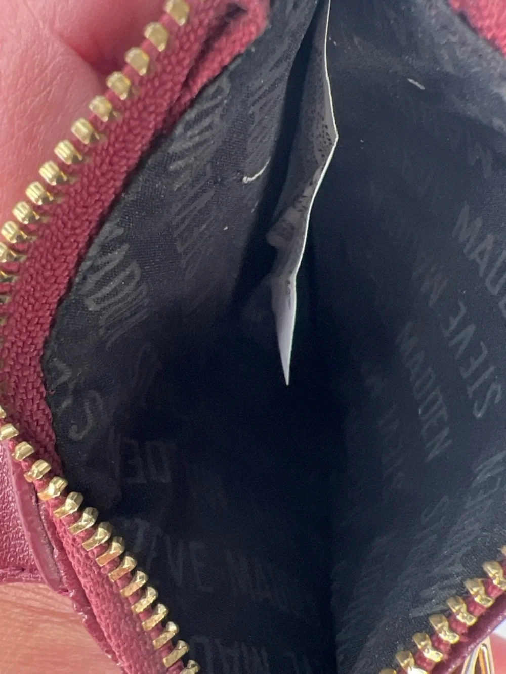 Steve Madden compact snap by